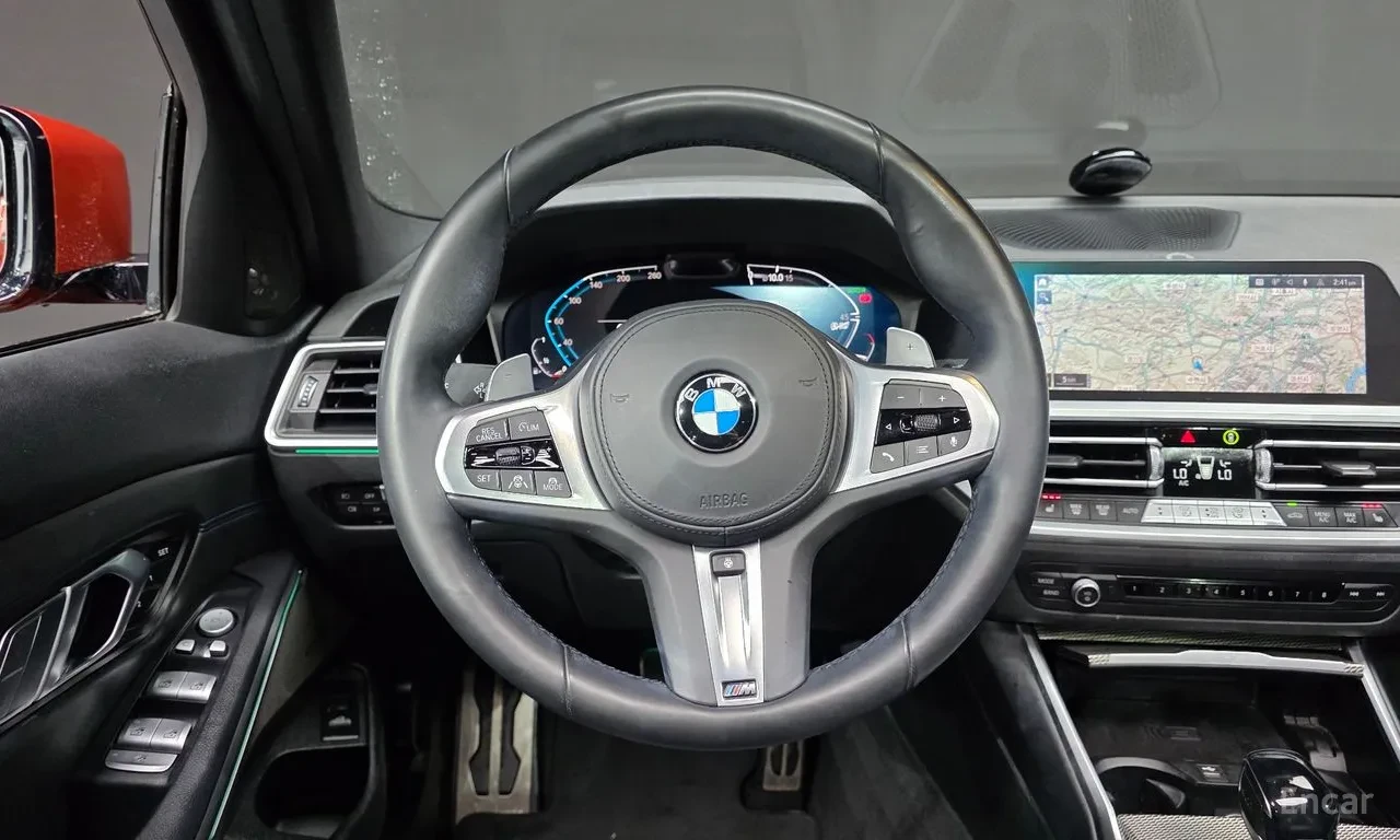 BMW 320 М-sport, снимка 11 - Автомобили и джипове - 56131559
