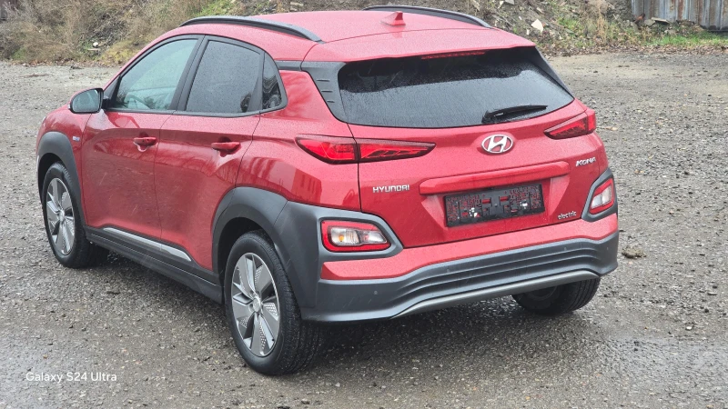 Hyundai Kona Hyundai Kona Premium 64kWh* SOH 96.7%* Кафяв кожен, снимка 5 - Автомобили и джипове - 49143793