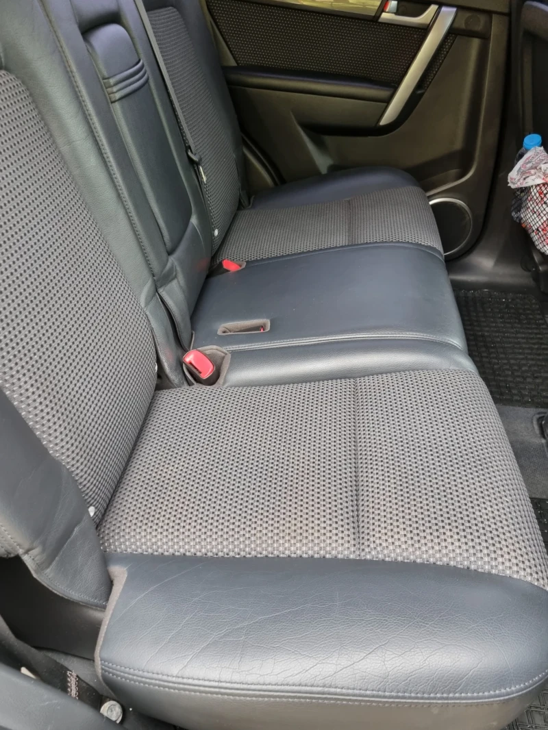 Chevrolet Captiva 2.0, снимка 5 - Автомобили и джипове - 52605412
