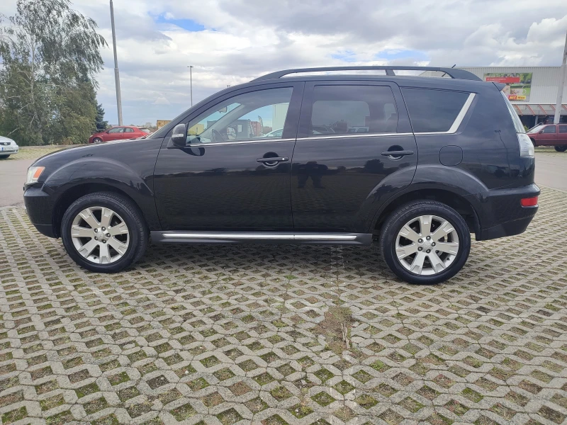 Mitsubishi Outlander 2.2 DI-D, снимка 2 - Автомобили и джипове - 52012319