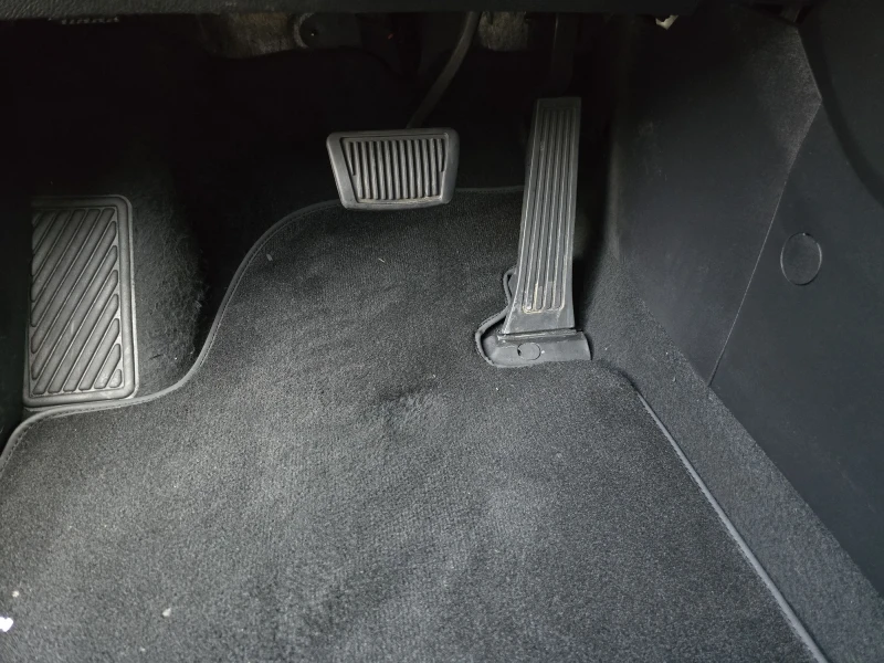 Hyundai IX35 2.0CRDI FACE NAVI AVTOMAT, снимка 14 - Автомобили и джипове - 52174190