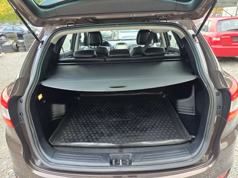 Hyundai IX35 2.0CRDI FACE NAVI AVTOMAT, снимка 12 - Автомобили и джипове - 52174190