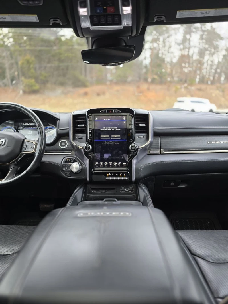 Dodge RAM 1500  Limited Crew Cab Short Bed, снимка 12 - Автомобили и джипове - 53234943