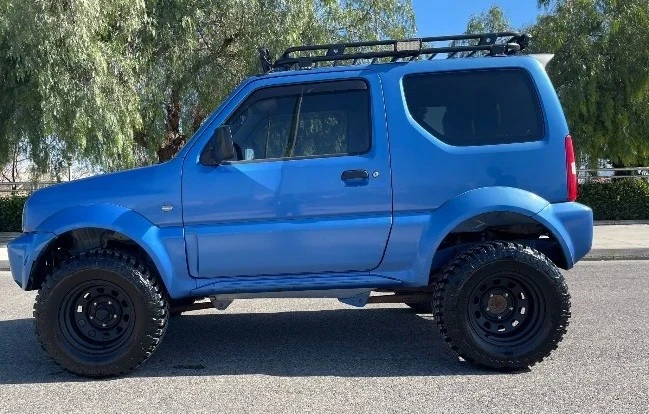 Suzuki Jimny 1.3 С Газ, снимка 2 - Автомобили и джипове - 54715179