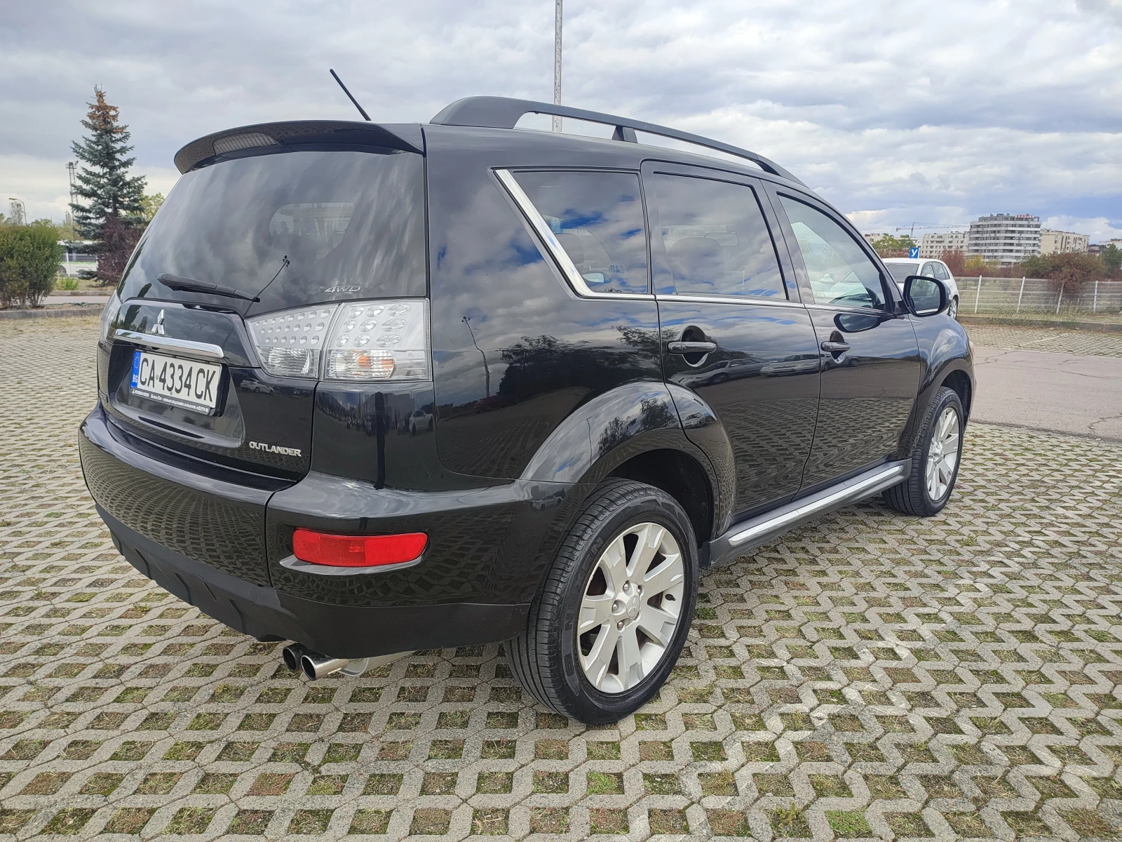 Mitsubishi Outlander  - изображение 6