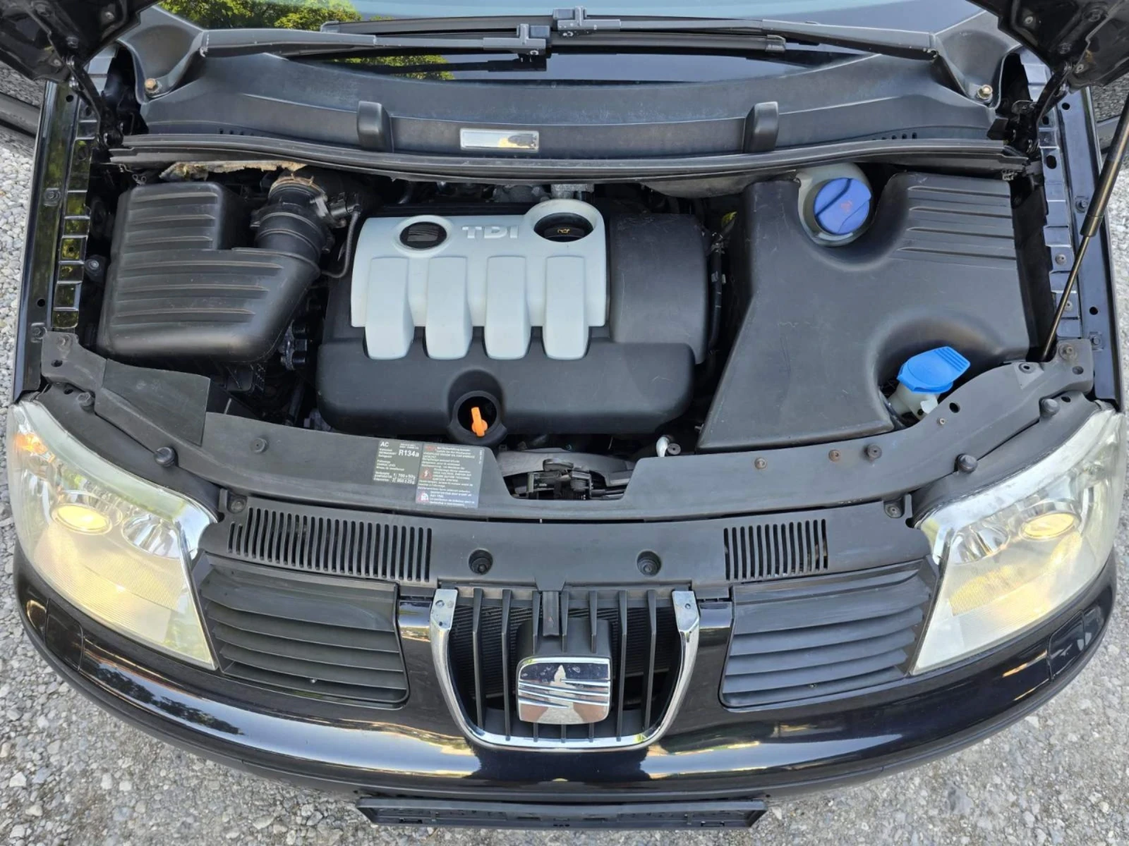 Seat Alhambra 2.0TDI LUX XENON, снимка 17 - Автомобили и джипове - 52174190