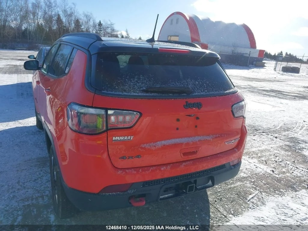 Jeep Compass * TRAILHAWK * CARFAX * ��� ������������ ������ | Mobile.bg � ����������� 17