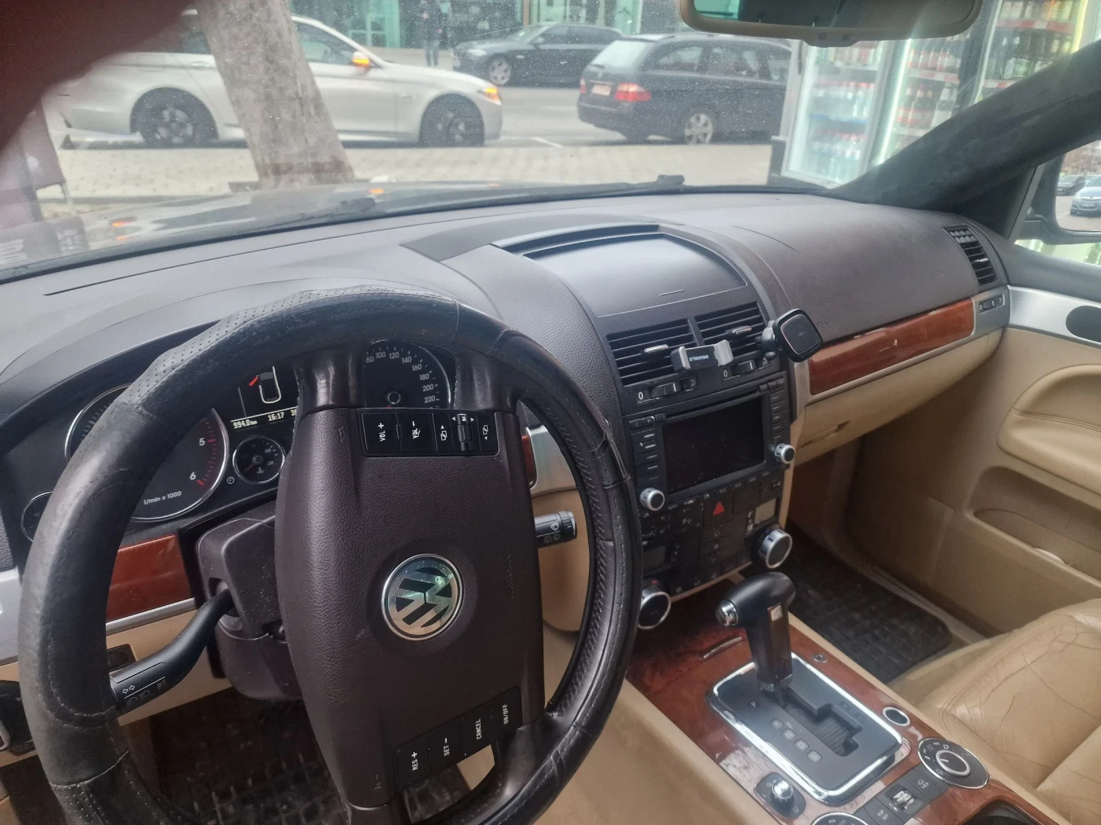 VW Touareg R5 - изображение 10