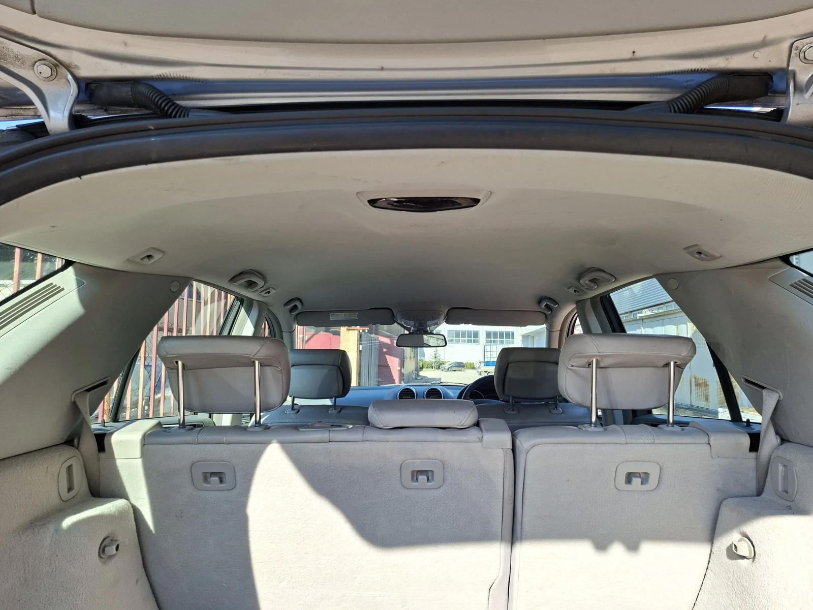 Mercedes-Benz ML 300, снимка 6 - Автомобили и джипове - 53834857