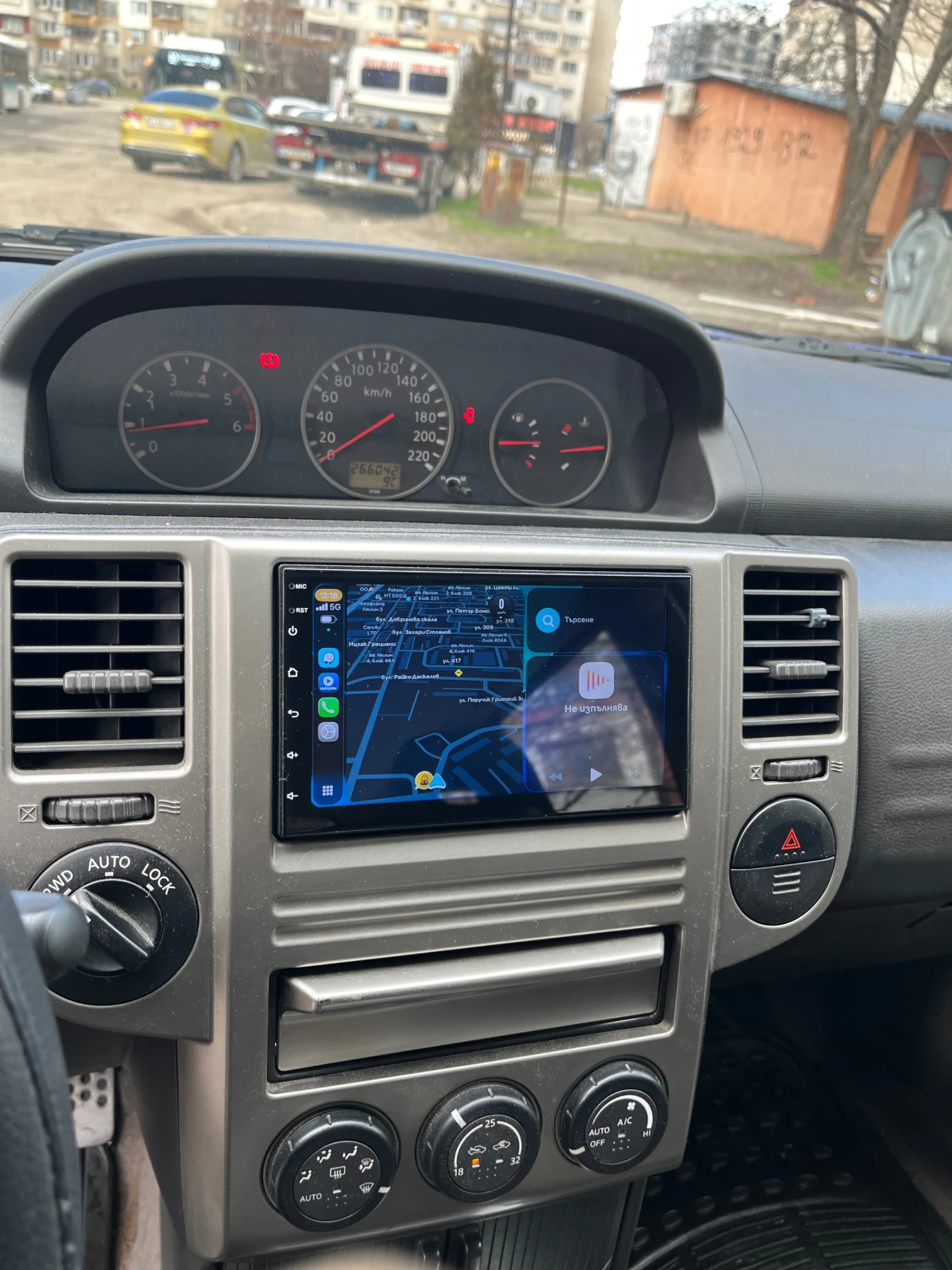 Nissan X-trail, снимка 9 - Автомобили и джипове - 54032997