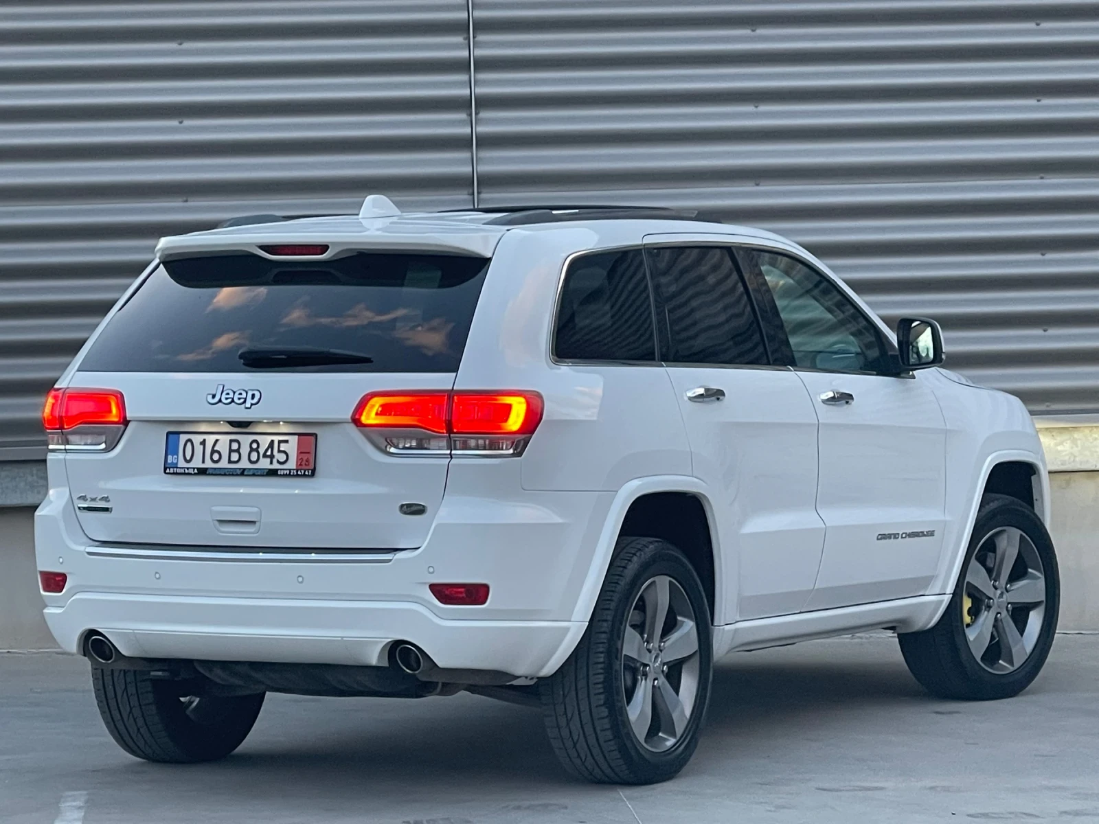 Jeep Grand cherokee OVERLAND 3.0 DIESEL 250 К.С. 4X4 8 ZF FULL MAX, снимка 7 - Автомобили и джипове - 54157437