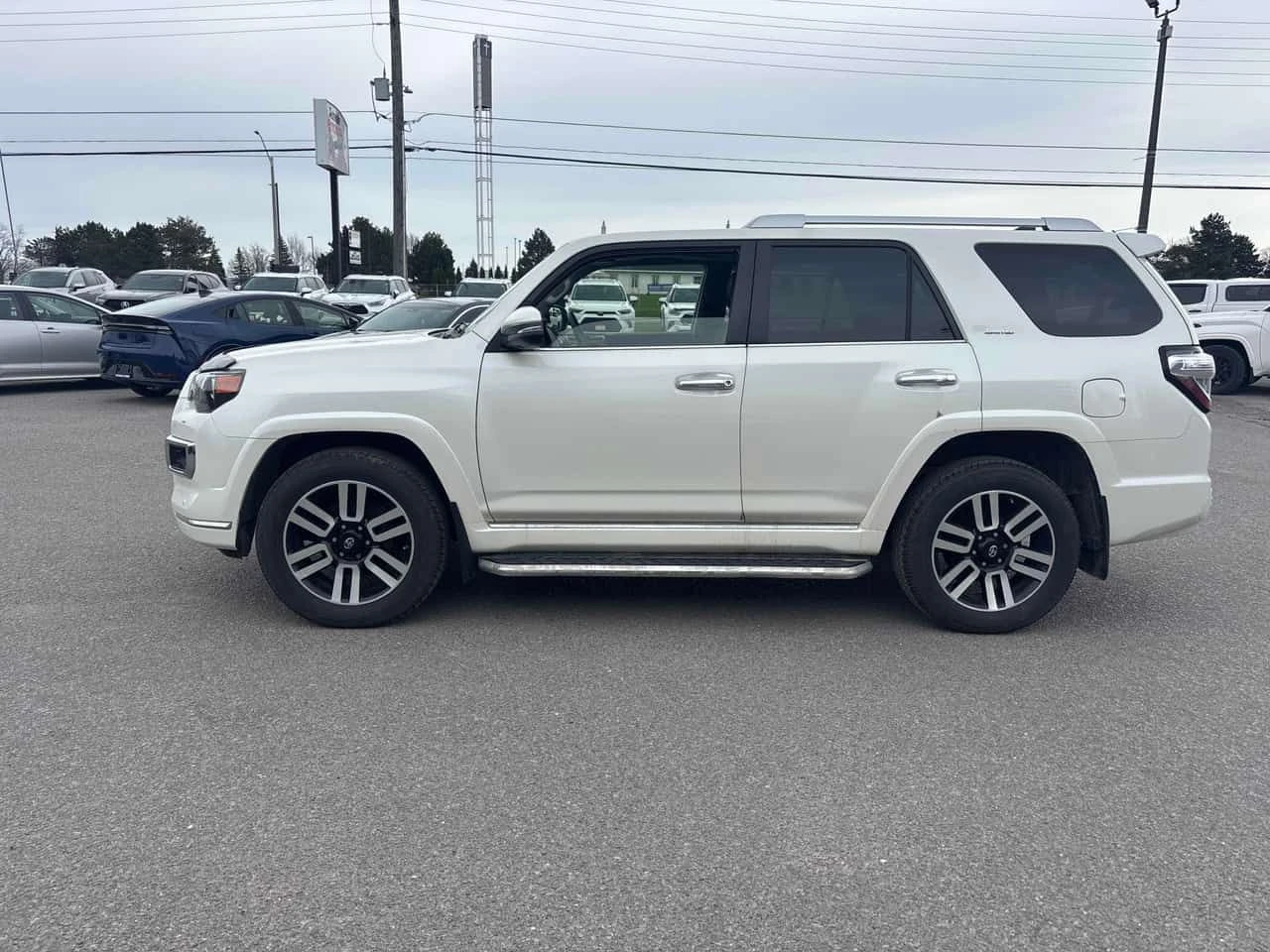 Toyota 4runner * 4WD * CARFAX * ЦЕНА ДО БГ, снимка 2 - Автомобили и джипове - 54303873