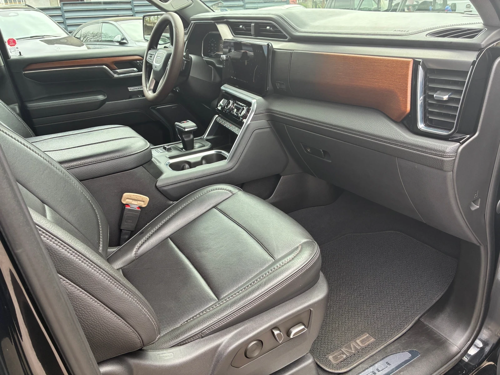 Gmc Sierra DENALI, снимка 11 - Автомобили и джипове - 54324742