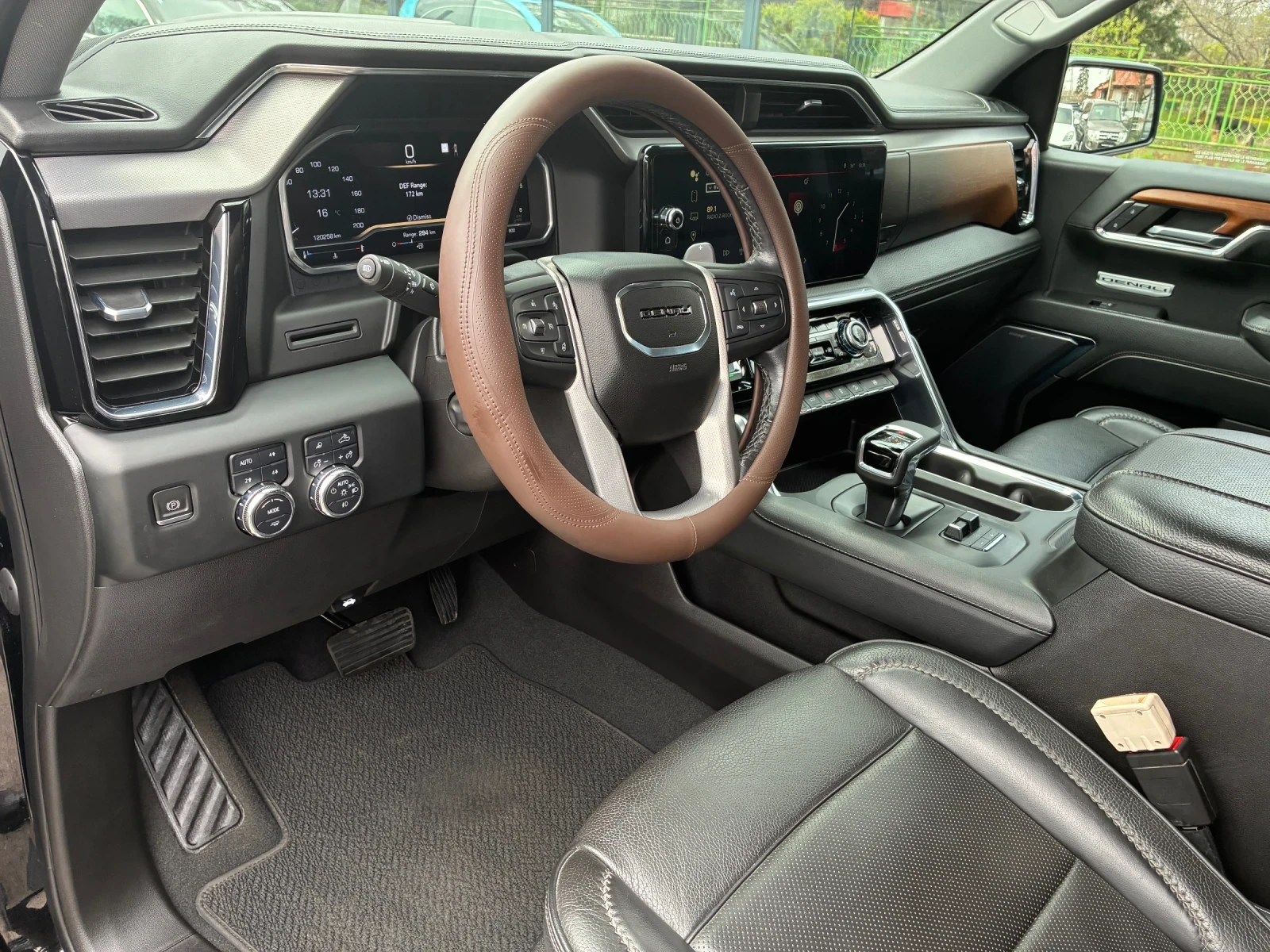 Gmc Sierra DENALI, снимка 9 - Автомобили и джипове - 54324742