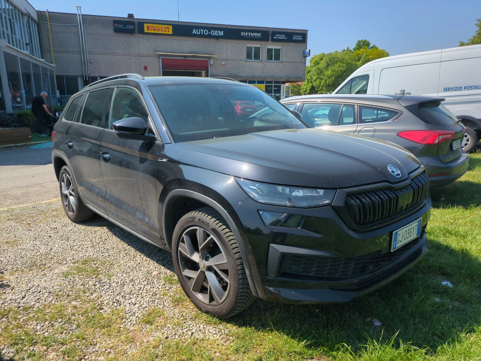 Skoda Kodiaq 2.0 TDI Sportline - AWD - 200 к.с.  , снимка 2 - Автомобили и джипове - 54553684