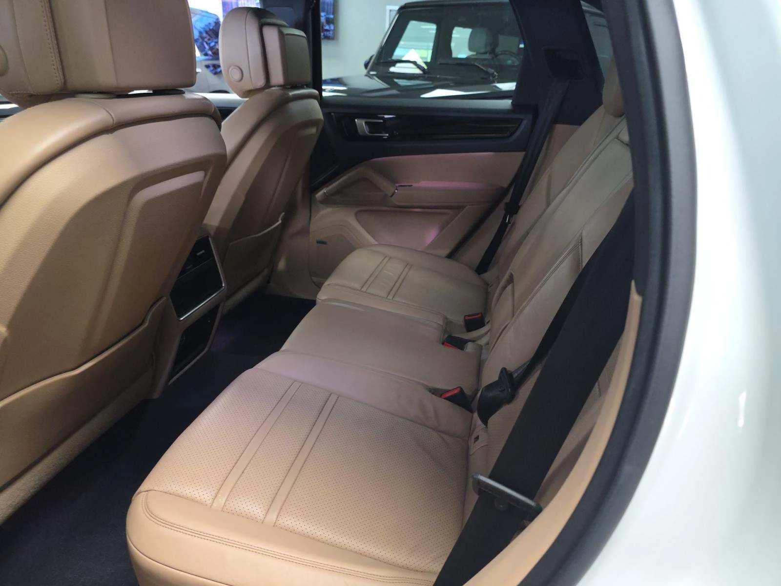 Porsche Cayenne Панорама | BOSE | PDLS | 21" RS Spyder, снимка 9 - Автомобили и джипове - 54711431