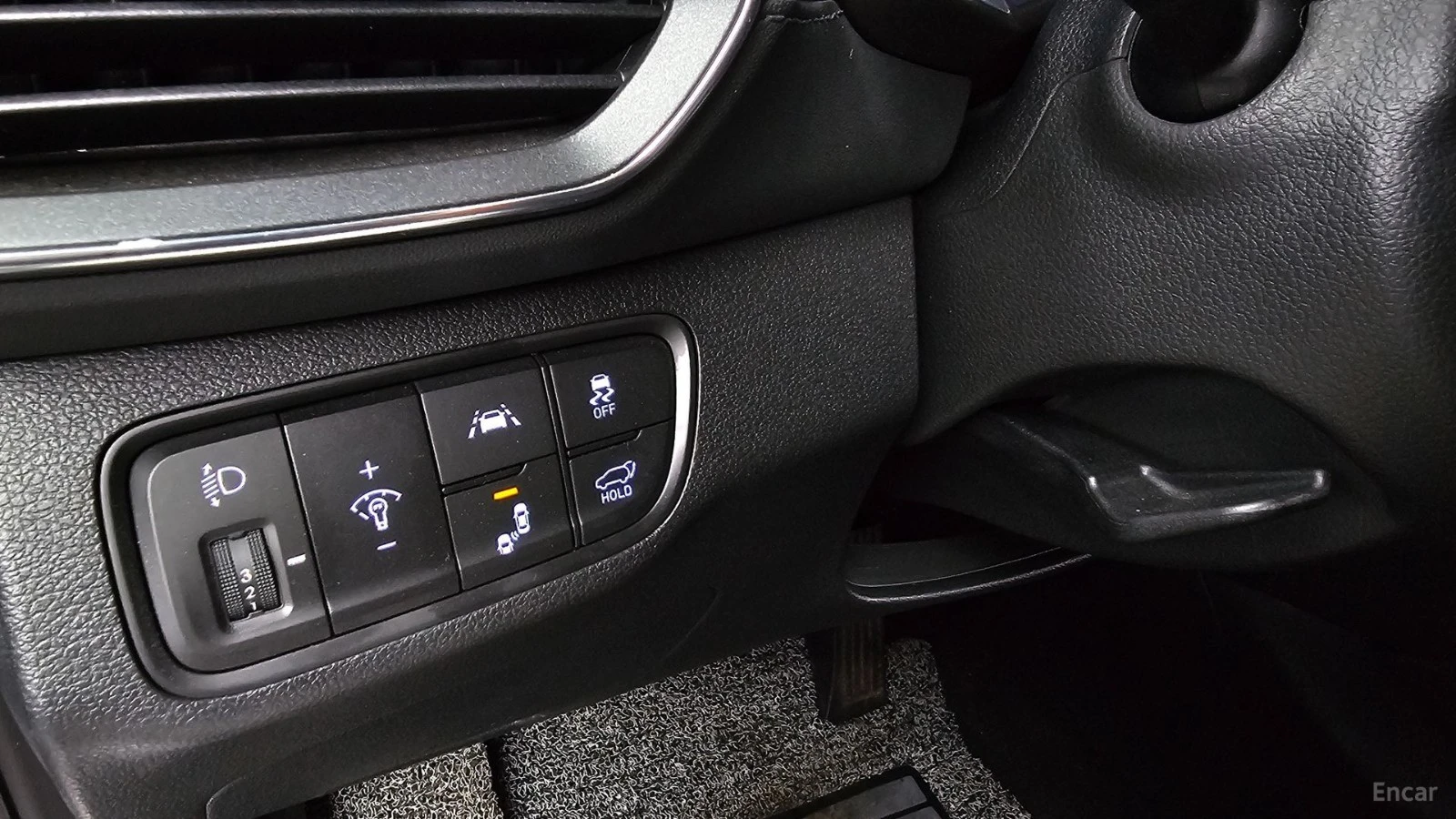 Hyundai Santa fe * ПАНО* KEYLESS* Camera* ПОДГРЕВ* , снимка 14 - Автомобили и джипове - 55584559