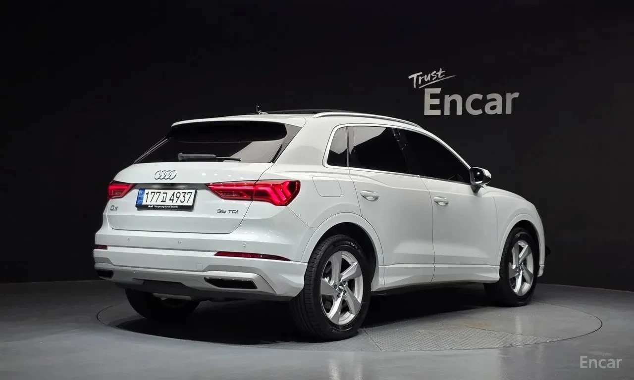 Audi Q3 * 35 TDI Premium * , снимка 2 - Автомобили и джипове - 56731390
