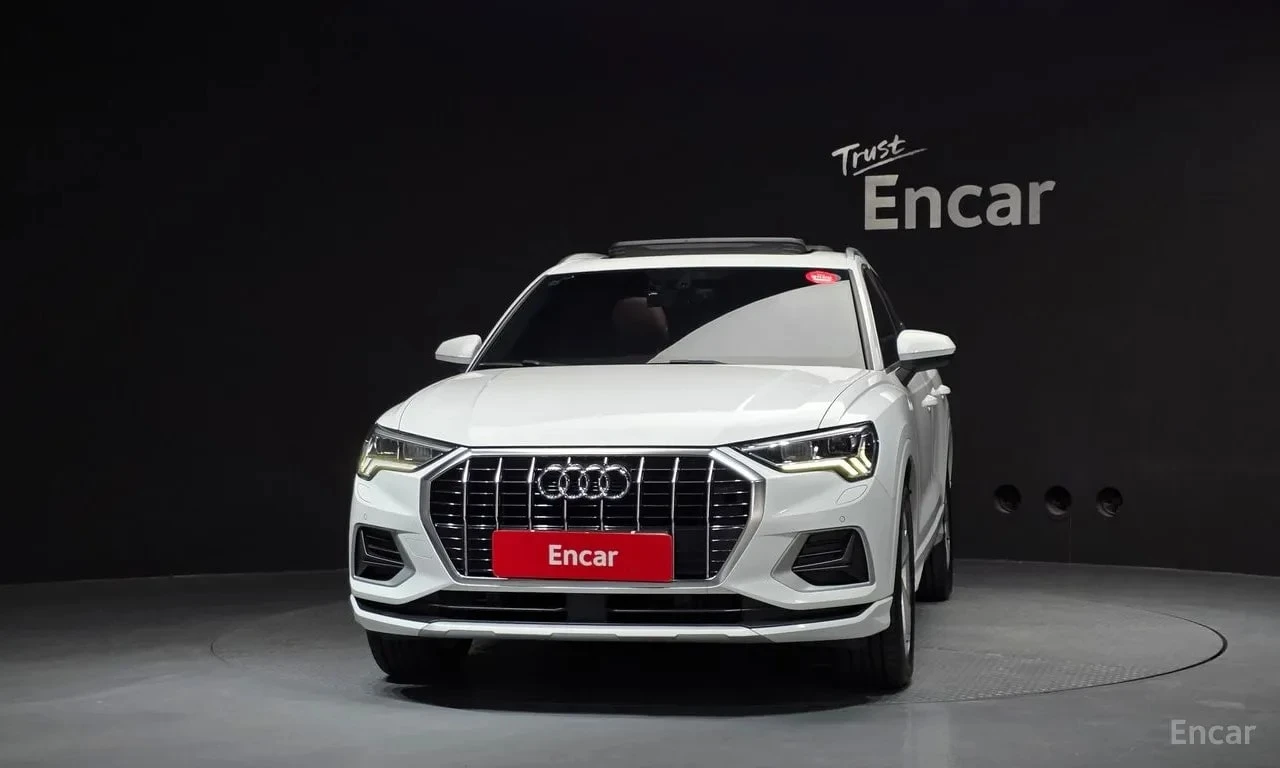 Audi Q3 * 35 TDI Premium * , снимка 3 - Автомобили и джипове - 56731390
