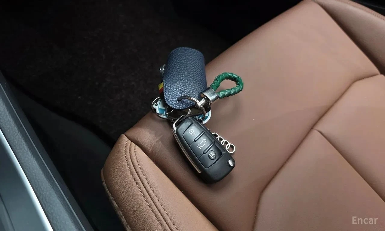 Audi Q3 * 35 TDI Premium * , снимка 17 - Автомобили и джипове - 56731390