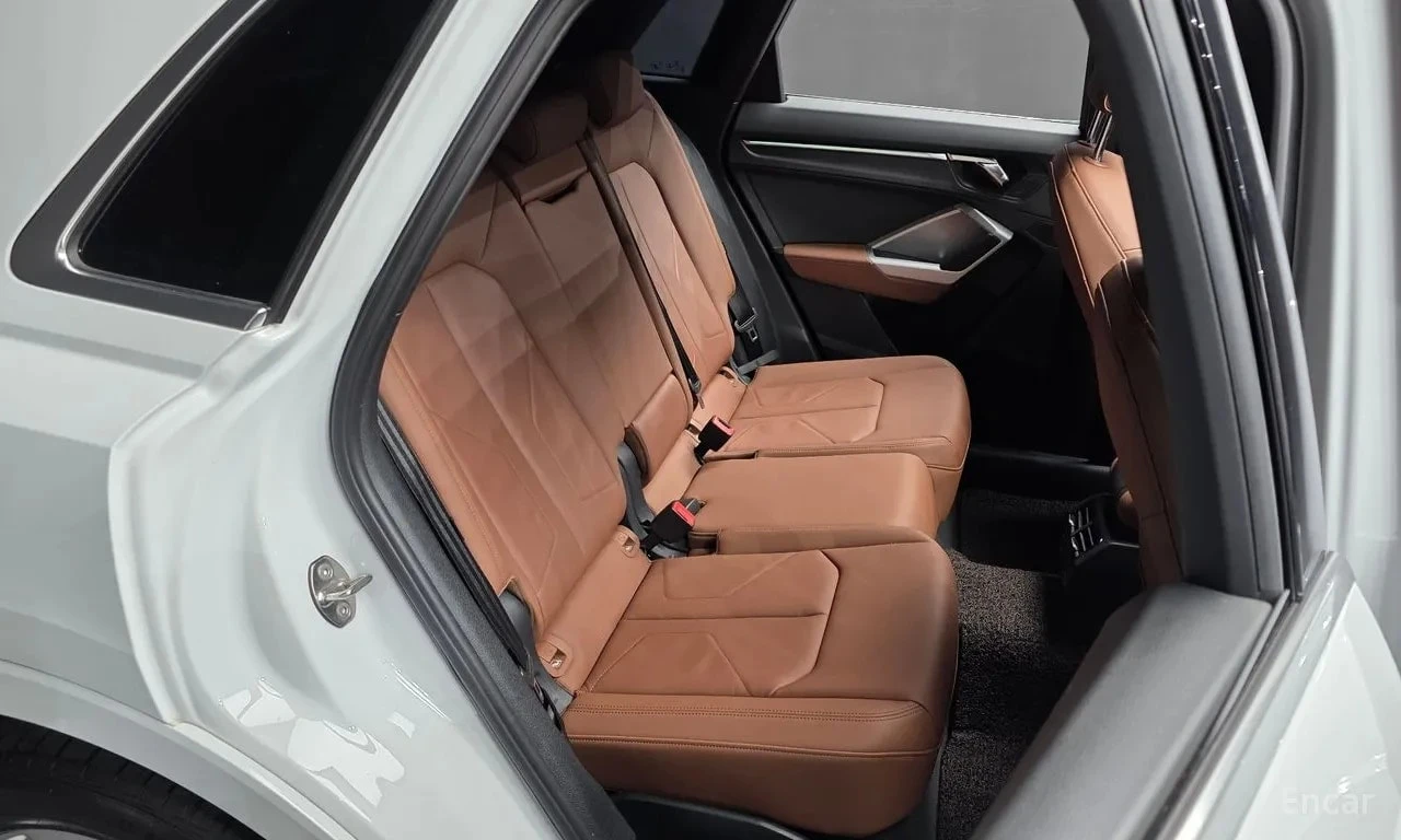 Audi Q3 * 35 TDI Premium * , снимка 11 - Автомобили и джипове - 56731390