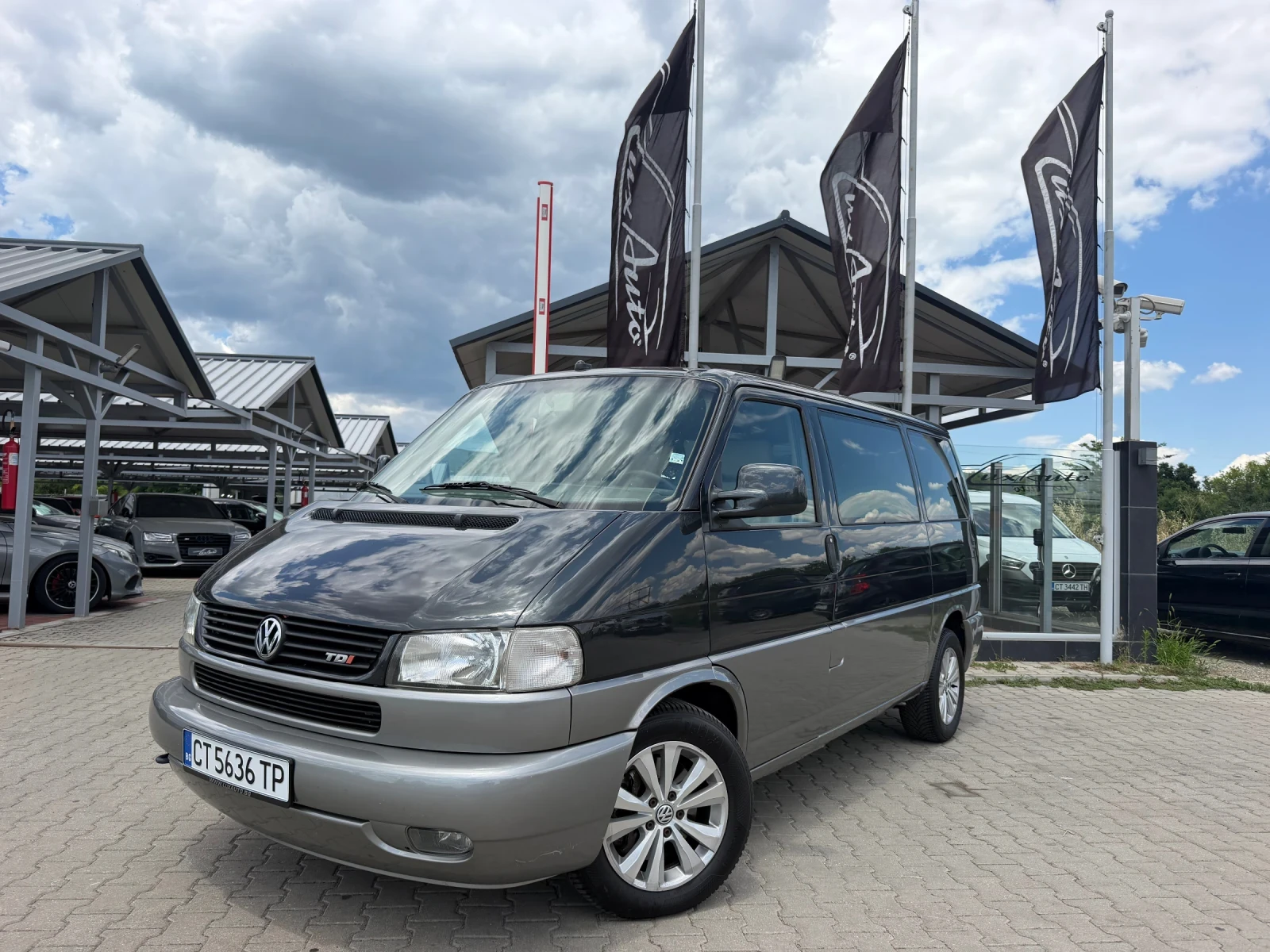 VW Caravelle 7МЕСТА#АВТОПИЛОТ#КЛИМАТРОНИК#КОЖА#ПОДГРЯВАНЕ