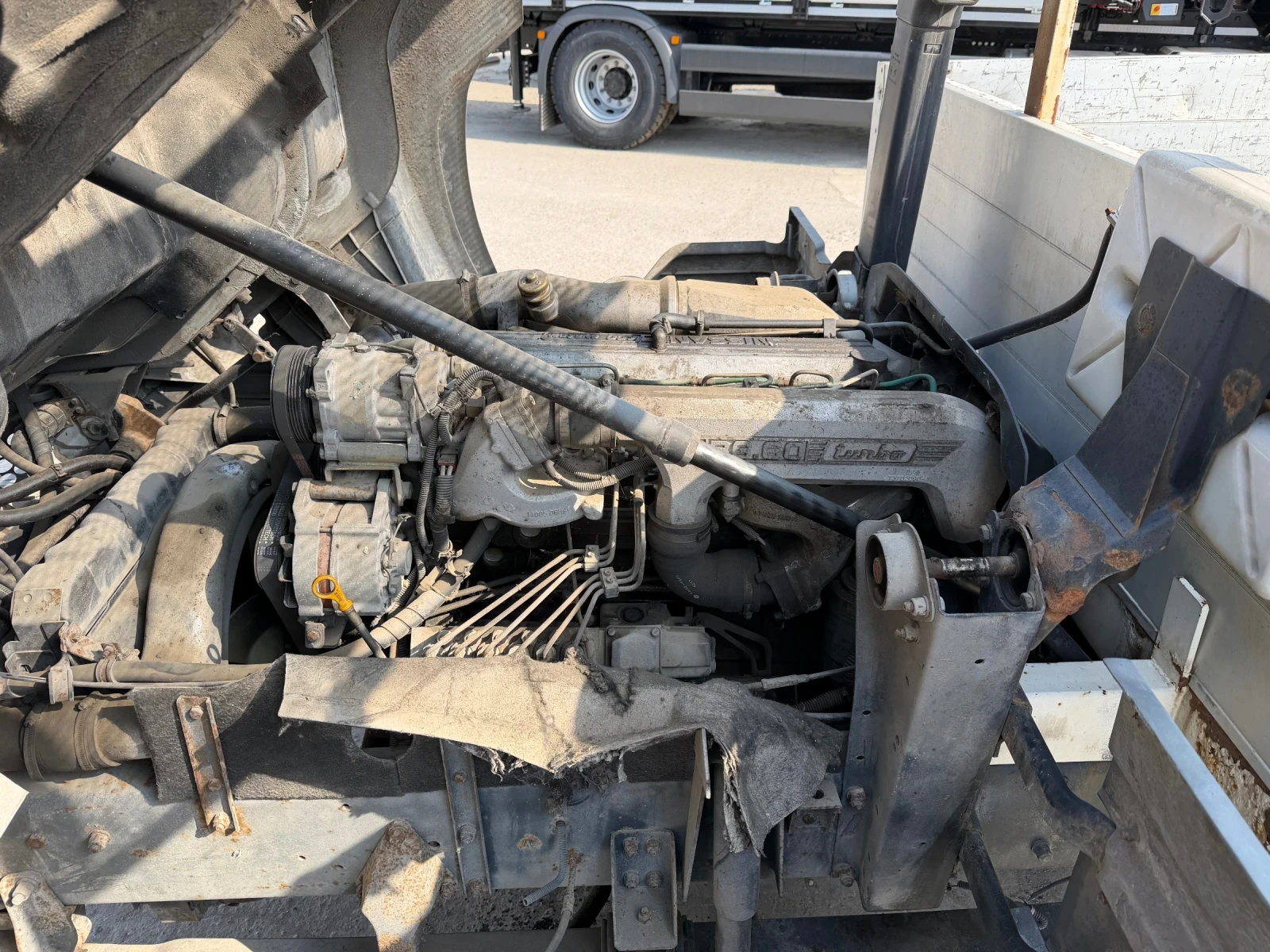 Nissan Atleon Nissan Atleon 165, снимка 9 - Камиони - 53874614