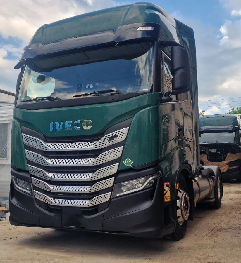 Iveco S-Way 460