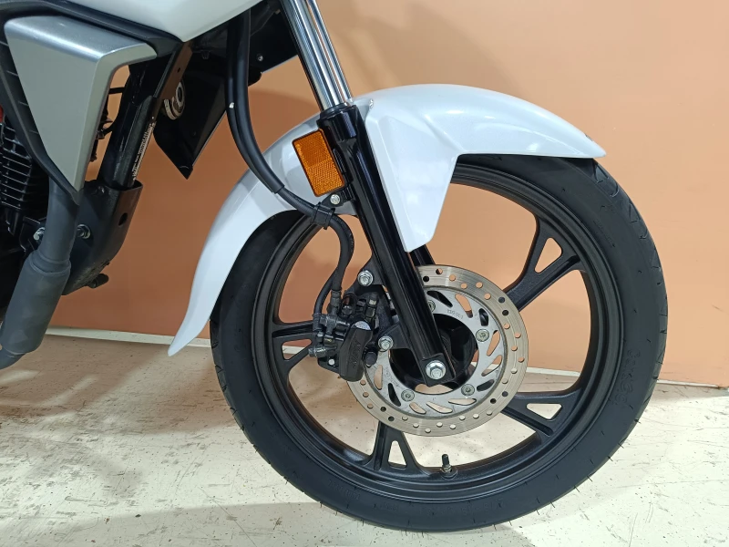 Honda Cbf 125F LED, снимка 8 - Мотоциклети и мототехника - 52304303