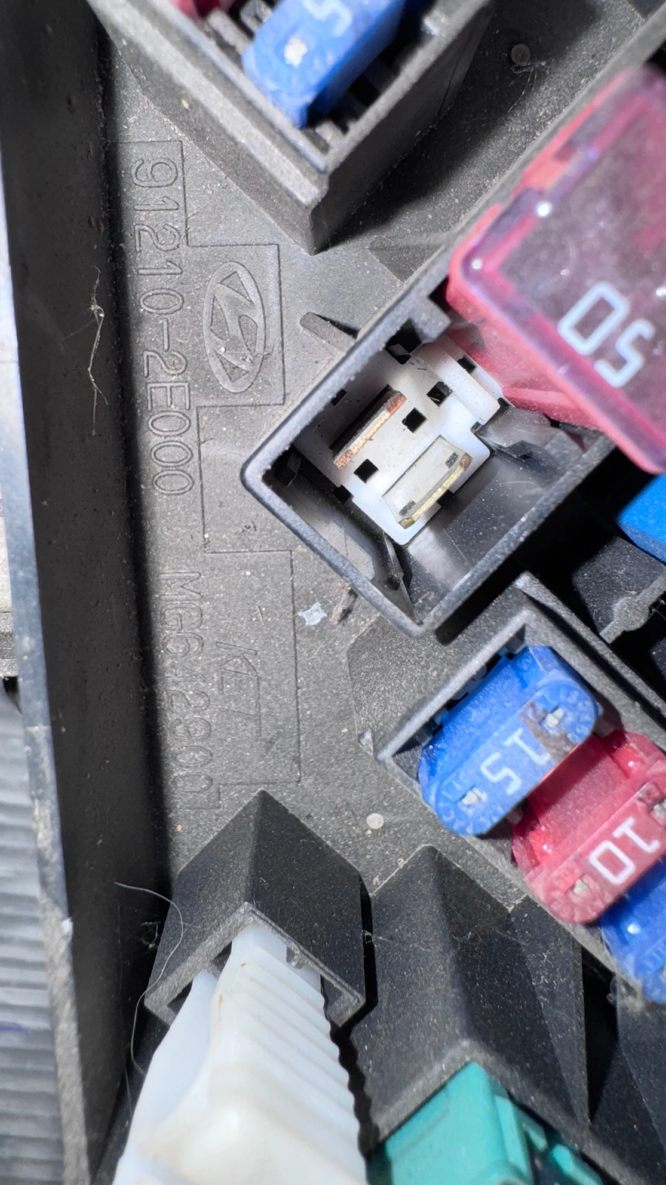   (  BSI / BSM )  Hyundai Tucson - 91210-2E000 | Mobile.bg   2