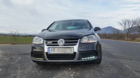 VW Golf R32, снимка 1