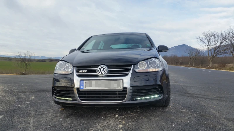 VW Golf R32, снимка 1 - Автомобили и джипове - 47533925