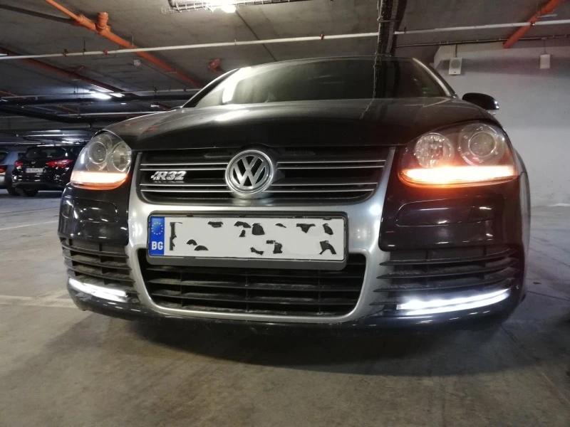 VW Golf R32, снимка 2 - Автомобили и джипове - 47533925