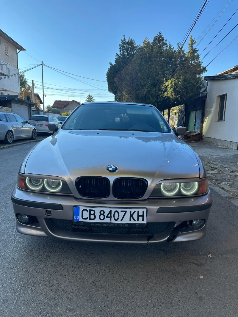 BMW 523  Седан, снимка 1 - Автомобили и джипове - 47813354