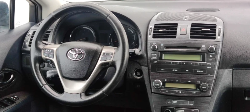 Toyota Avensis 1.8VVT-I* 147к.с* Автоматик* , снимка 17 - Автомобили и джипове - 48312742