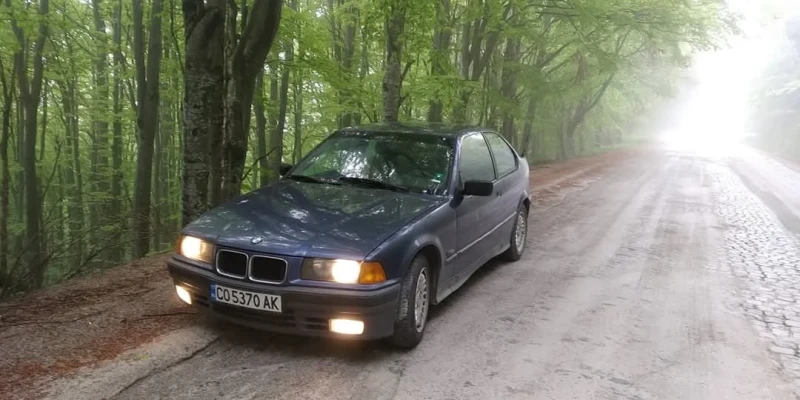 BMW 316, снимка 1 - Автомобили и джипове - 48355123