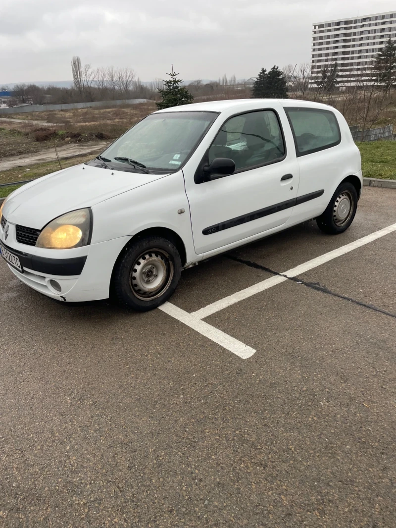 Renault Clio, снимка 2 - Автомобили и джипове - 48481018