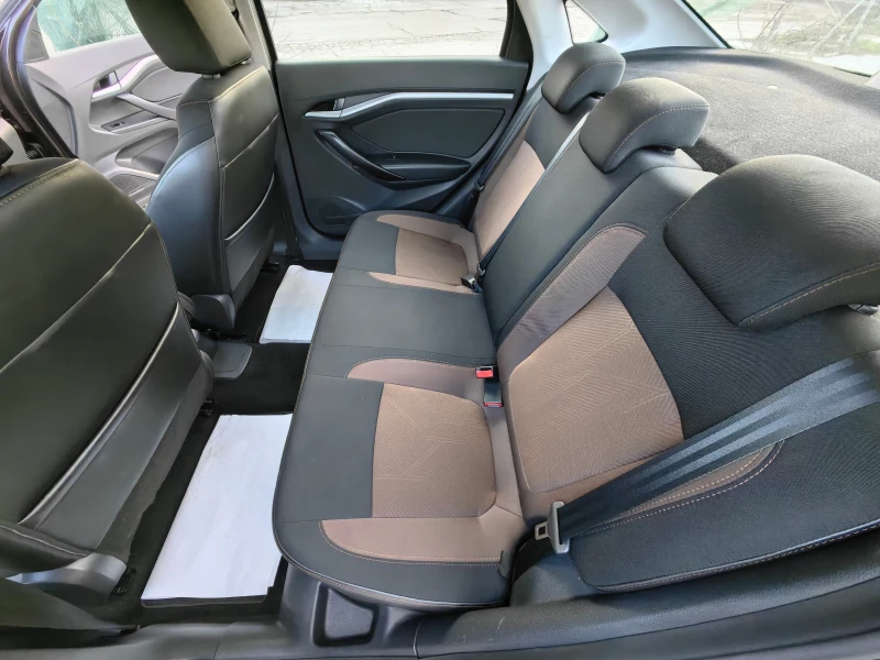 Lada Vesta 1.6 Бензин 106 кс, СЕДАН, ЕВРО 6, ОТЛИЧНА , снимка 17 - Автомобили и джипове - 49897536