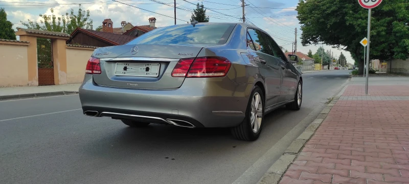 Mercedes-Benz E 250 E-Klasse CDI 4Matic Avantgarde, снимка 5 - Автомобили и джипове - 52386116