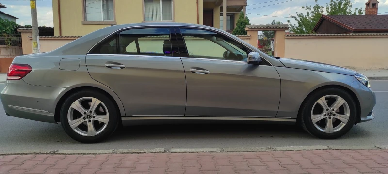 Mercedes-Benz E 250 E-Klasse CDI 4Matic Avantgarde, снимка 6 - Автомобили и джипове - 52386116