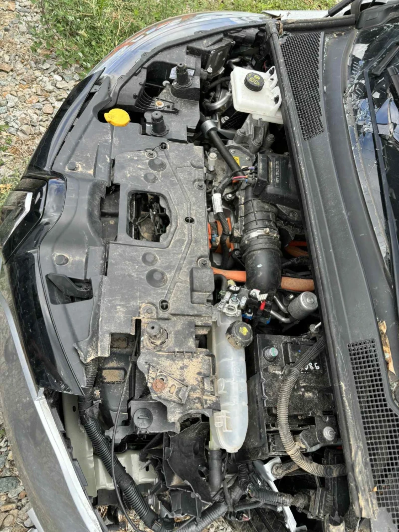 Renault Zoe, снимка 7 - Автомобили и джипове - 51458081