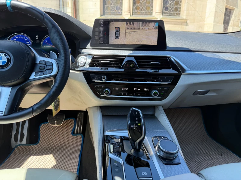 BMW 530 Xdrive* Head-up* 360* Distronic* ГОТОВ ЛИЗИНГ, снимка 8 - Автомобили и джипове - 51928188