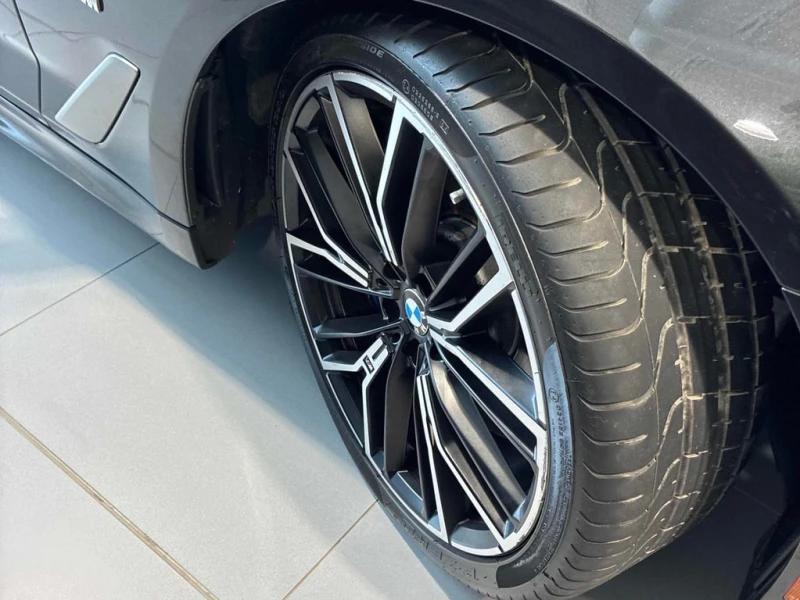 BMW 550 * M550i xDrive * CARFAX * ЦЕНА ДО БГ, снимка 11 - Автомобили и джипове - 52784574