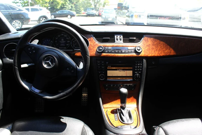 Mercedes-Benz CLS 63 AMG АвтоКредит* (ЦЕНА ДО БГ), снимка 10 - Автомобили и джипове - 53216780