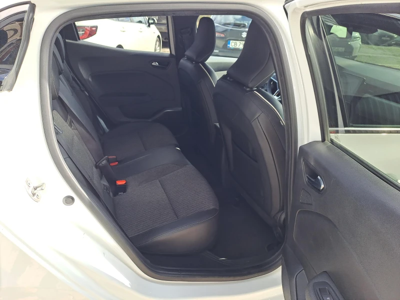 Renault Clio 1.0 TCe 90 k.c. AUTOMATIC, снимка 11 - Автомобили и джипове - 53457428