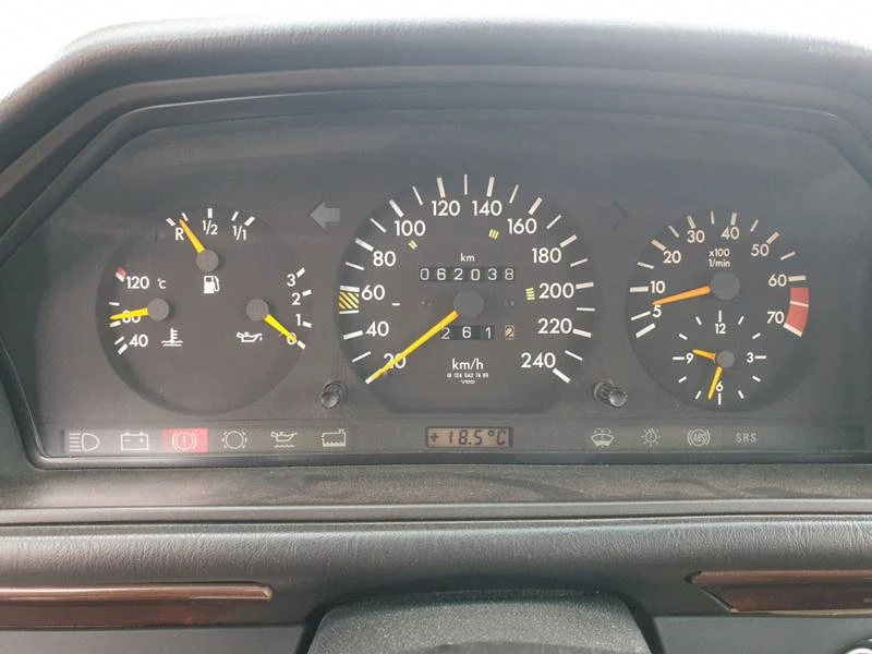 Mercedes-Benz 124 2, 000/УНИКАТ!!!!62000км!!!!, снимка 12 - Автомобили и джипове - 25689463