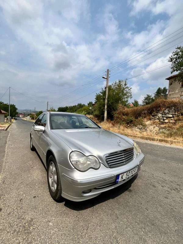 Mercedes-Benz C 220  - изображение 3