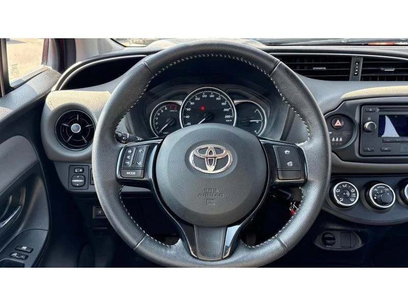Toyota Yaris 1.5P 6MT TERRA, снимка 13 - Автомобили и джипове - 53869540