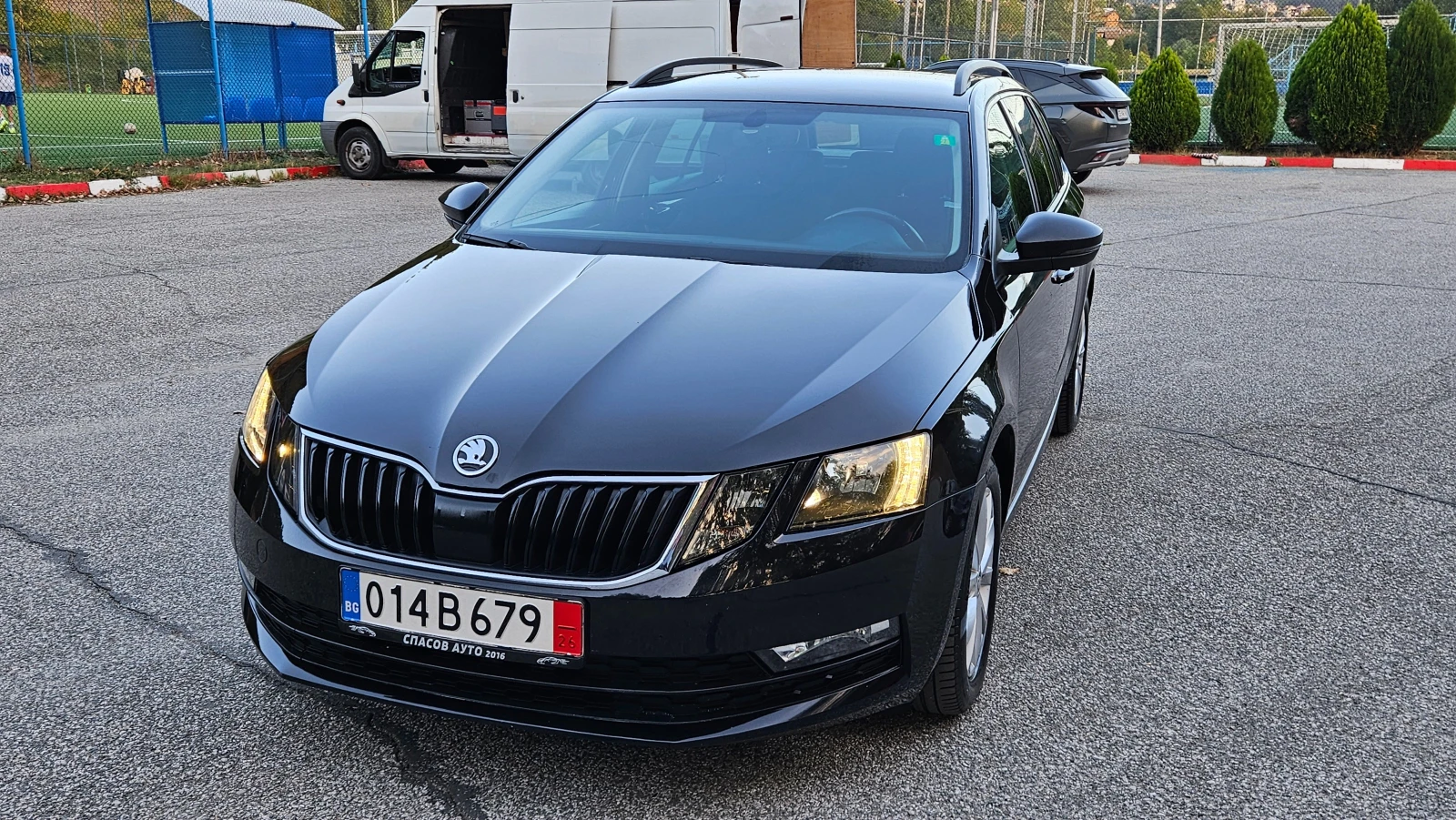 Skoda Octavia 1.6 TDI AVTOMAT/KLIMATRONIK/FACELIFT, снимка 1