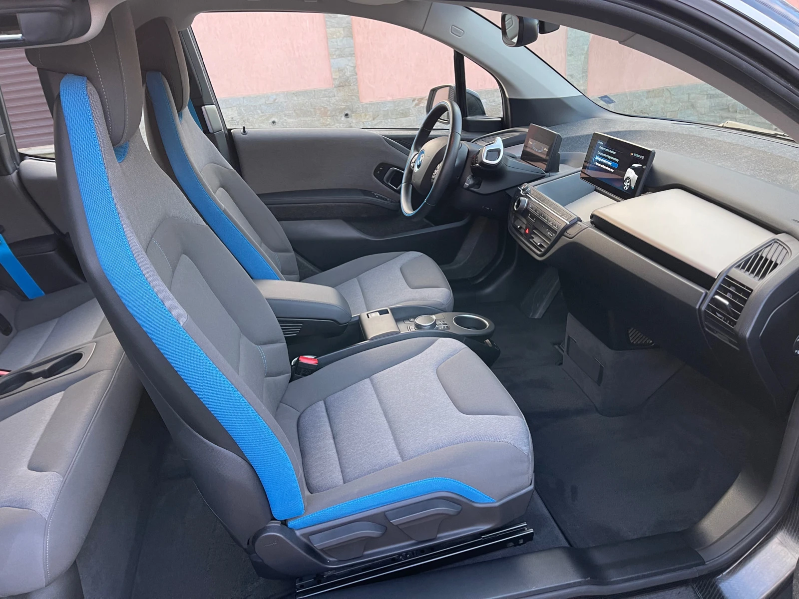 BMW i3 120Ah, 42.2kWh, 27000Km! 07.2020г.Гаранция до 2028 - изображение 10